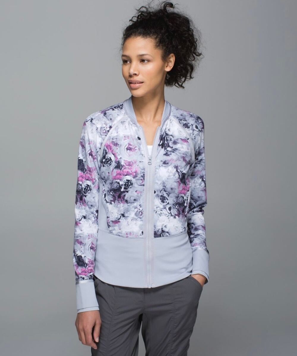 Lululemon If You’re Lucky Jacket Full Zip Workout Purple Floral Size 4